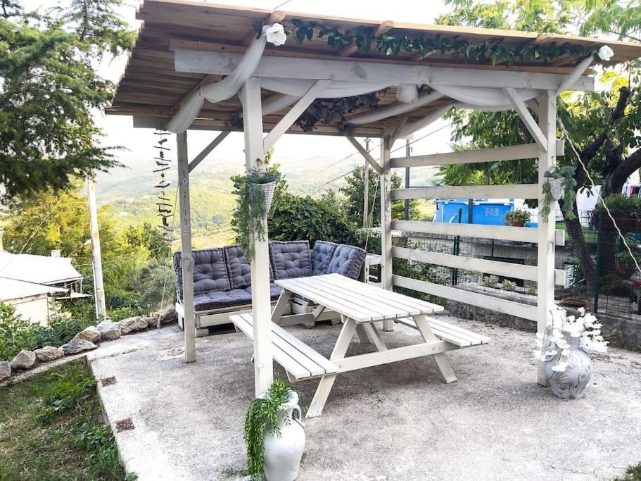 Biancofino Rooms San Valentino in Abruzzo Citeriore Bagian luar foto