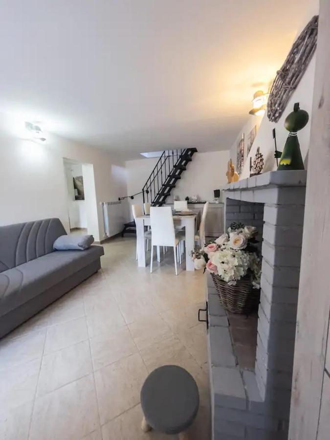 Biancofino Rooms San Valentino in Abruzzo Citeriore Bagian luar foto